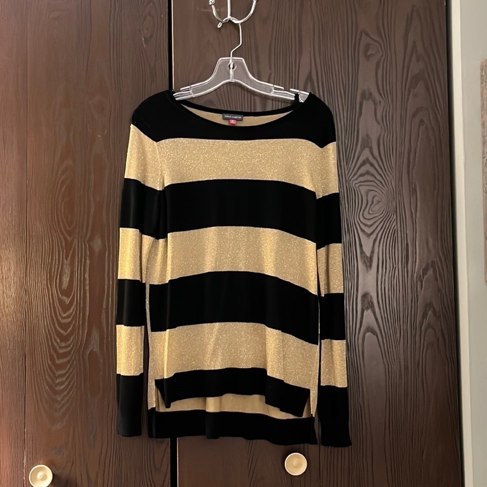 Vince Camuto long sleeved sweater of bands of shiny gold and black. Size Medium